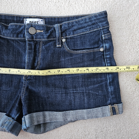 Paige 28 denim shorts - Picture 7 of 8